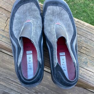 Privo Shoes